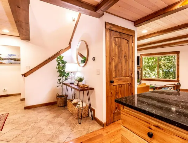 Wild Goose Lodge hotel detail image 3