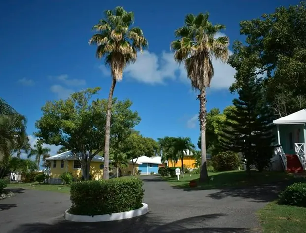 Bungalows on the Bay hotel detail image 2