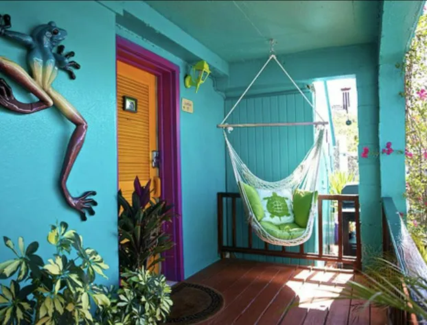 St John Inn hotel detail image 2