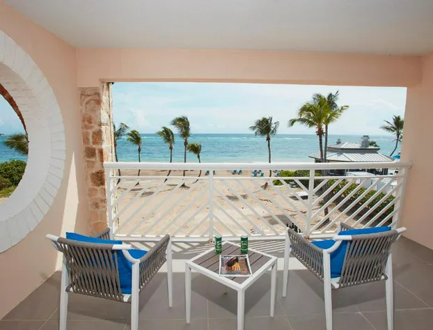 Oceans at Carina Bay Adults Only hotel detail image 2