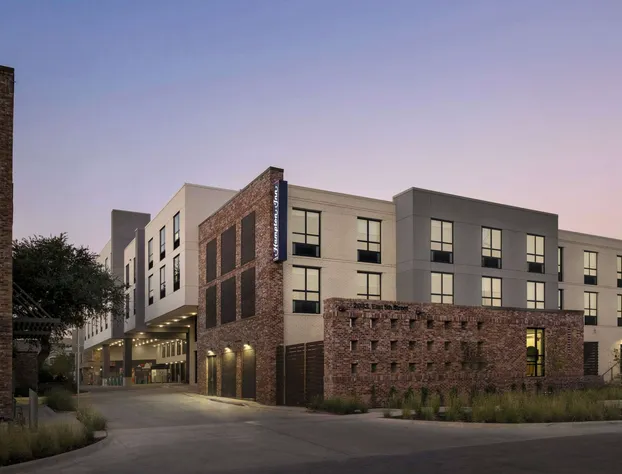 Hampton Inn Austin East Side 5th Street hotel detail image 4