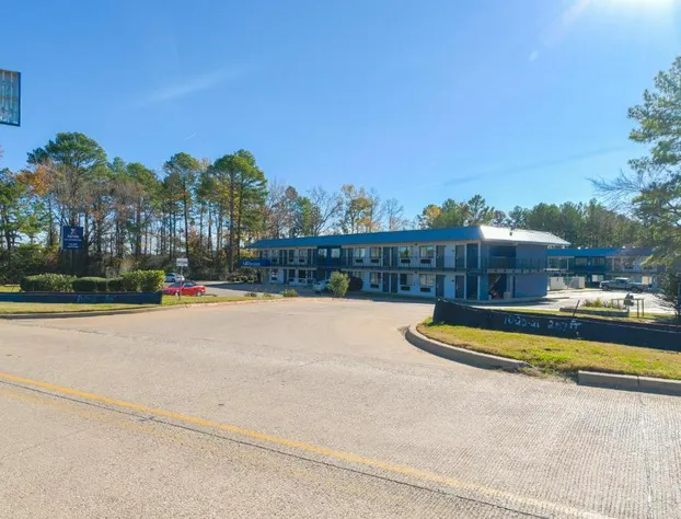 Xpress Inn & Extended Stays hotel detail image 4