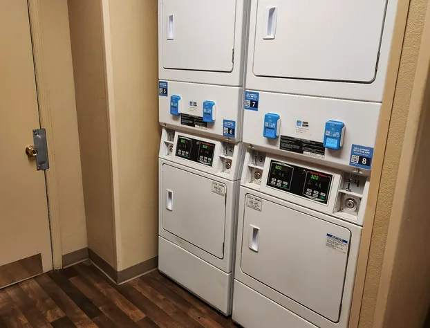 Suburban Studios Columbus East hotel detail image 4