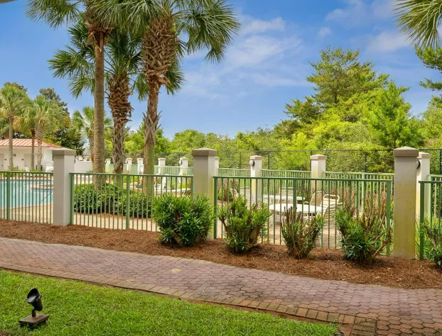 The Inn at Seacrest Beach by Panhandle Getaways hotel detail image 1