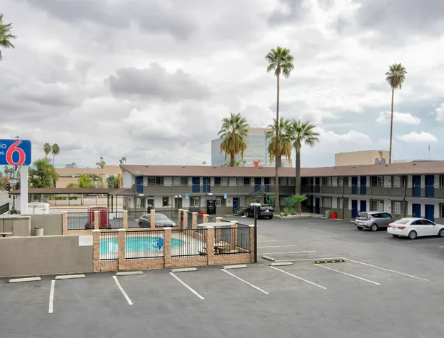 Studio 6 Suites – San Bernardino, CA hotel detail image 1