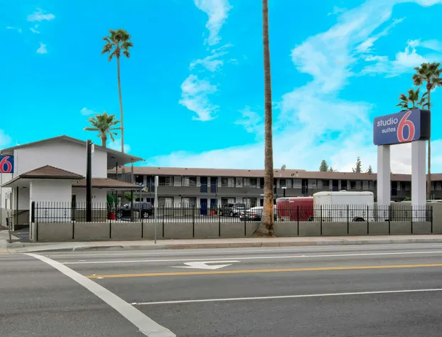 Studio 6 Suites – San Bernardino, CA hotel detail image 2