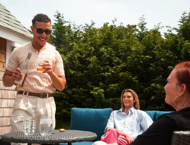 Prince of Whales hotel detail image 3