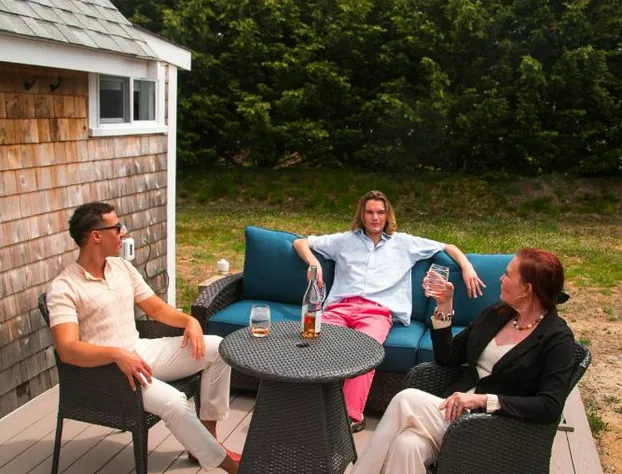 Prince of Whales hotel detail image 4