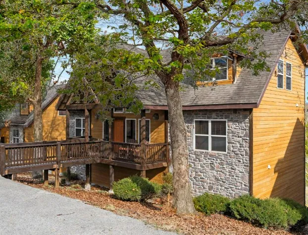 Serenity Oaks Lodge hotel detail image 1