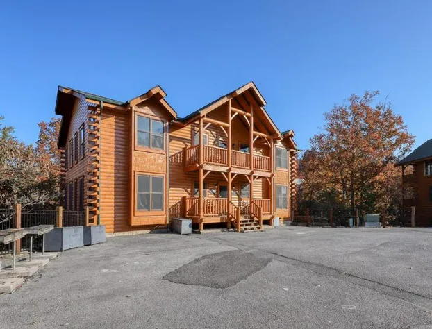 Black Bear Ridge Resort: Valhalla Manor by DC hotel detail image 1