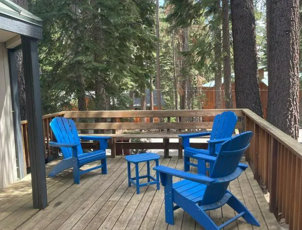 Winter Fun in North Lake Tahoe Carnelian Bay hotel detail image 4