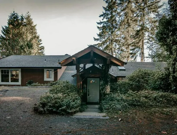 Brinnon Retreat hotel detail image 2