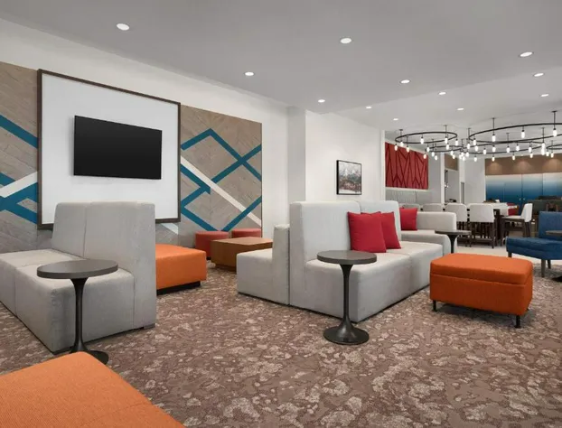 Hilton Garden Inn Denver Airport Tower Road hotel detail image 3