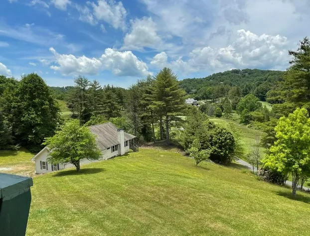 Longview Lodge hotel detail image 1