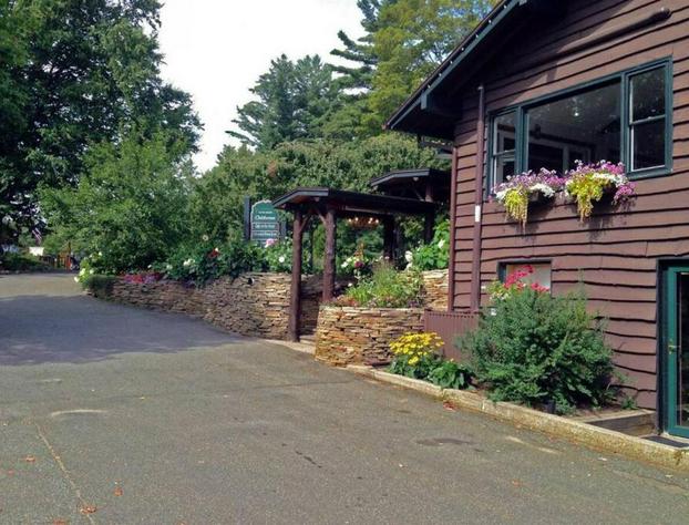 SandBrook Lodge at The Whiteface Club hotel detail image 2