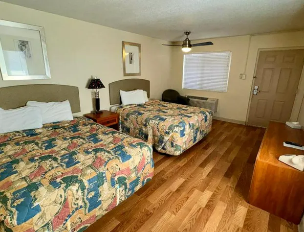 Big Chile Inn & Suites hotel detail image 2