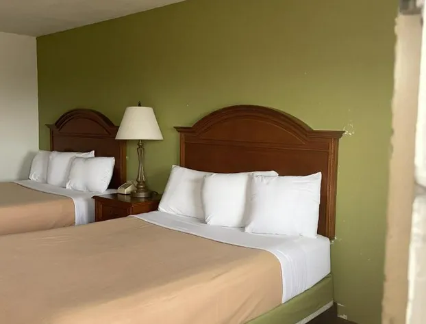 Relax Inn & Suites hotel detail image 4