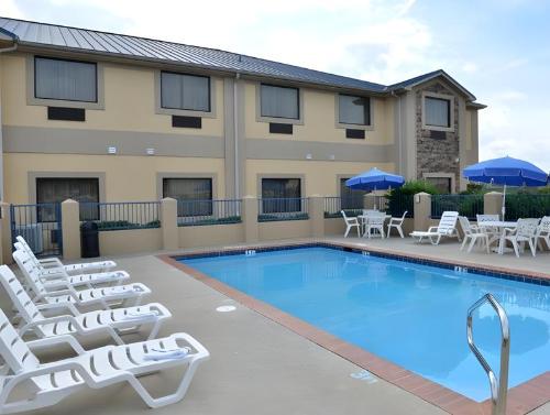 Lake Hartwell Inn and Suites hotel detail image 2