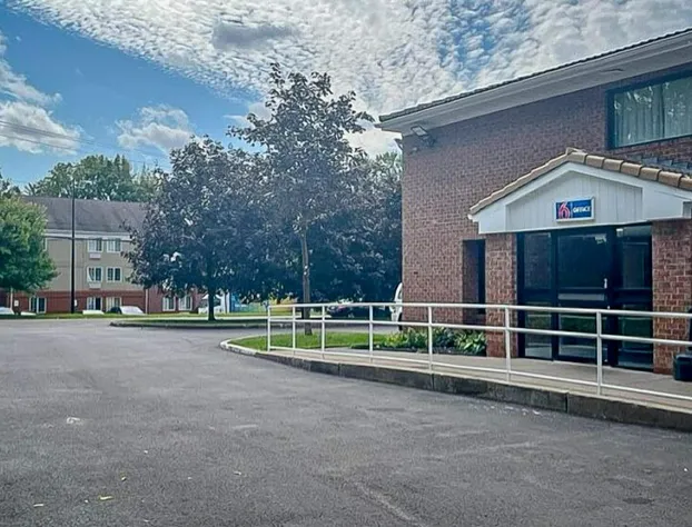 Studio 6 - East Syracuse, NY – Airport hotel detail image 2