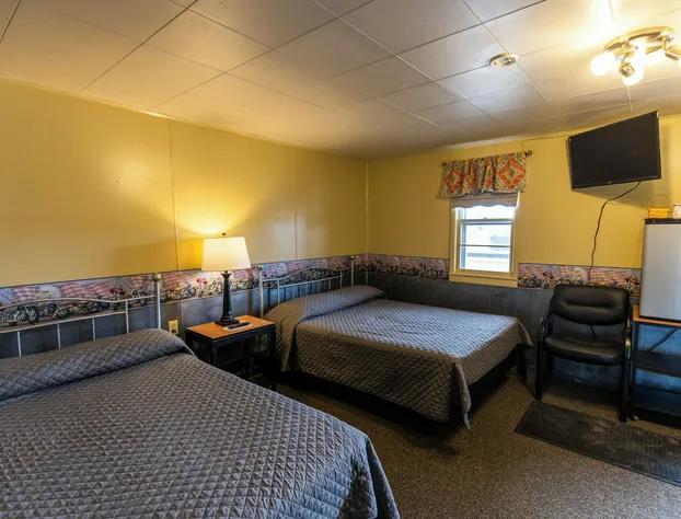 Sunset RV Park and Motel hotel detail image 2