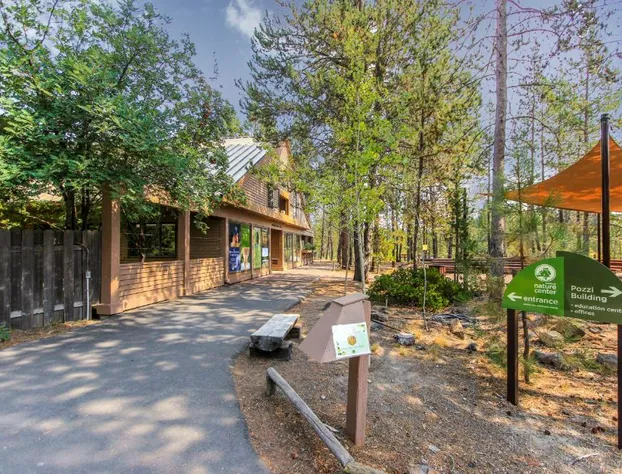 Meadow House 19 | Discover Sunriver hotel detail image 3