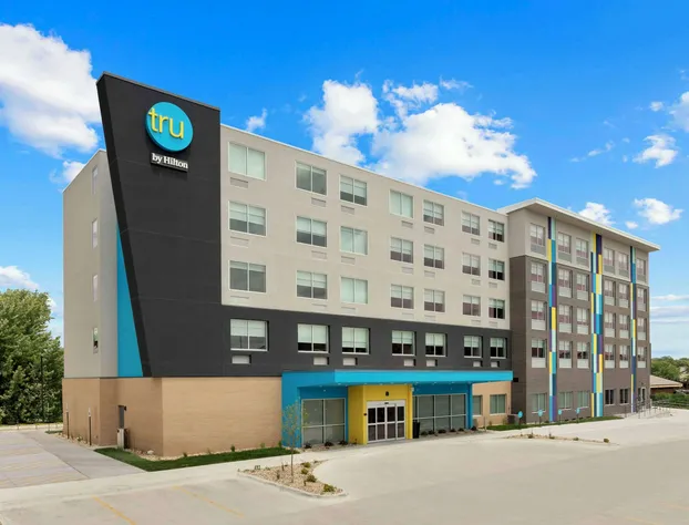 Tru By Hilton Lincoln East hotel detail image 1