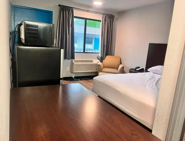 Suites on market hotel detail image 3