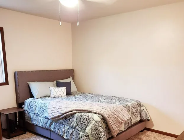 Swin Housing- Main Street Suite hotel detail image 2