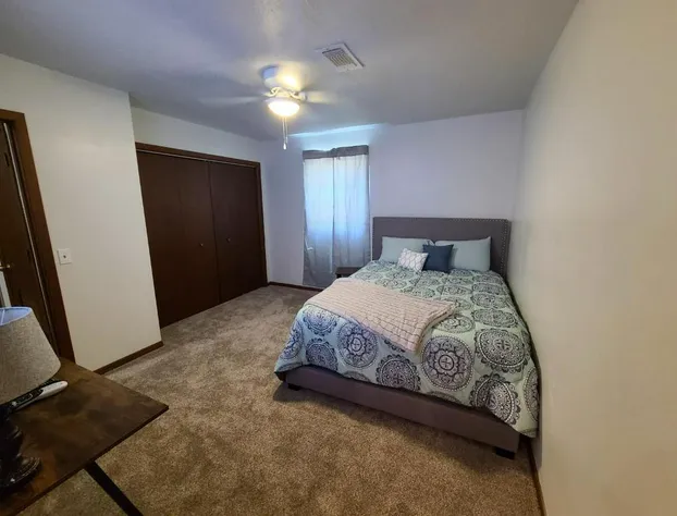 Swin Housing- Main Street Suite hotel detail image 4