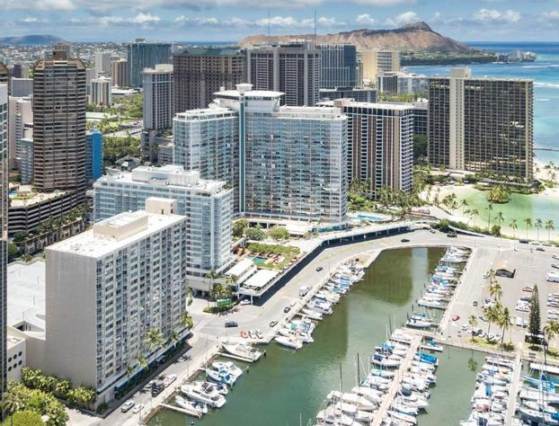 Marina Oasis Full Kitchen with Laundry and Parking Options hotel detail image 1