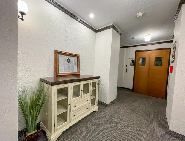 The Alonzo Ward Hotel hotel detail image 4