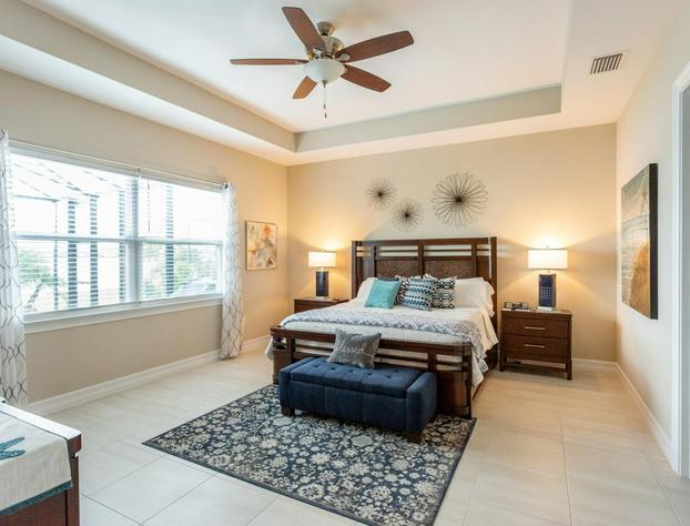 Vernazza Vacation Rental in Naples Reserve hotel detail image 4