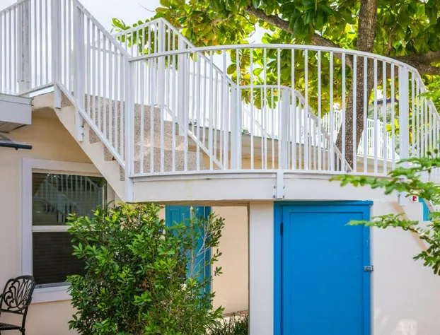 Seaside Villas hotel detail image 2