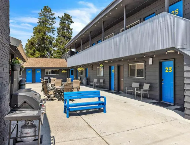 The Lazy Duck Inn hotel detail image 1