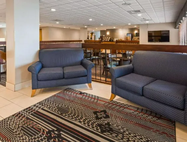 Days Inn by Wyndham Englewood Dayton Airport hotel detail image 3