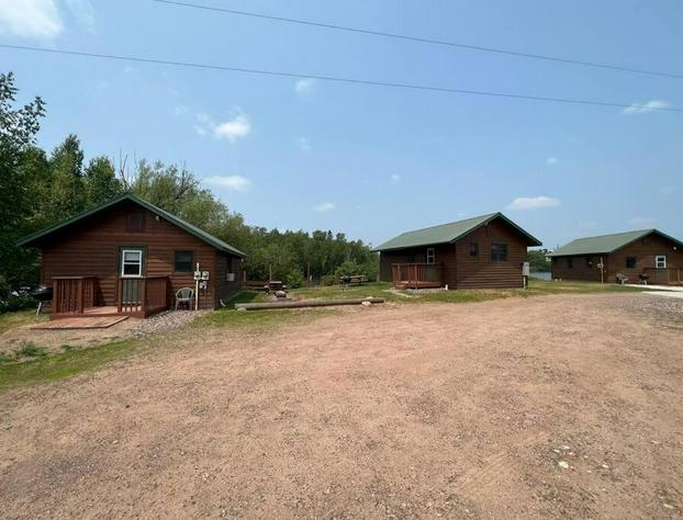 Flyway Resort ‘The Bear Den’ on Wilson Lake hotel detail image 4