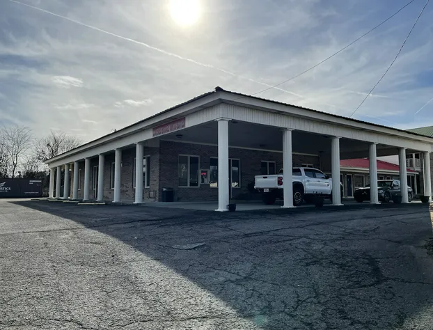 Covered Bridge Inn & Suites hotel detail image 2
