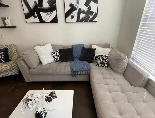 Modern Luxury Resort-Style Stay hotel detail image 3