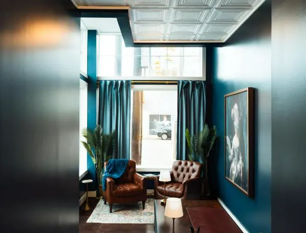 The Painted Lady hotel detail image 2