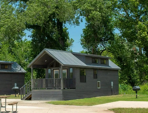 Camp Fimfo Waco hotel detail image 2