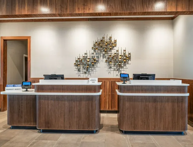 Courtyard by Marriott Modesto North hotel detail image 2