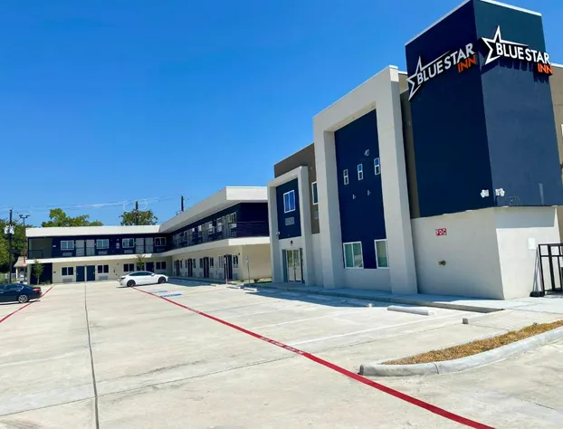 Bluestar Inn hotel detail image 1