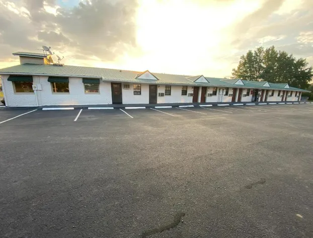 Economy Inn Lonoke hotel detail image 1