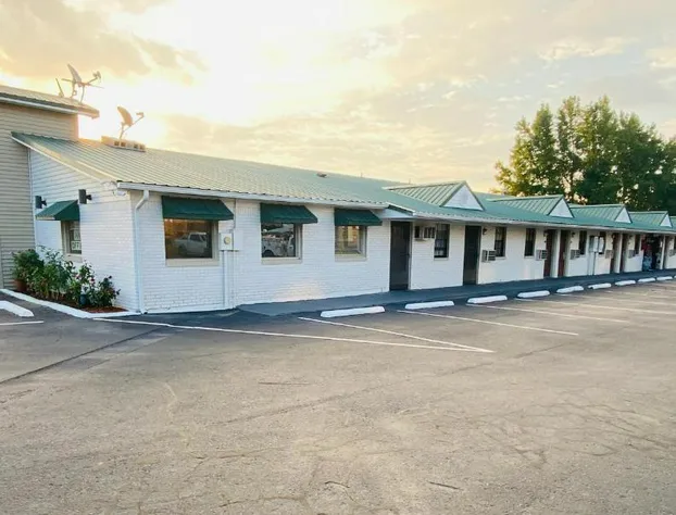 Economy Inn Lonoke hotel detail image 2