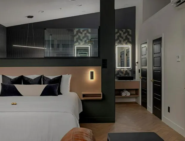 Grotto Resort hotel detail image 2