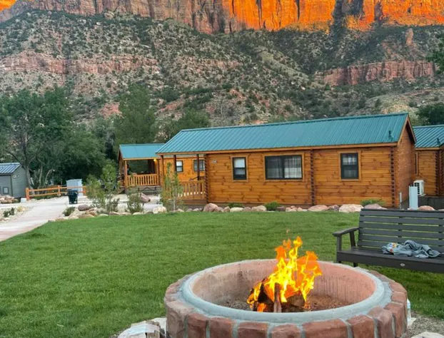 Zion Canyon Cabins hotel detail image 4