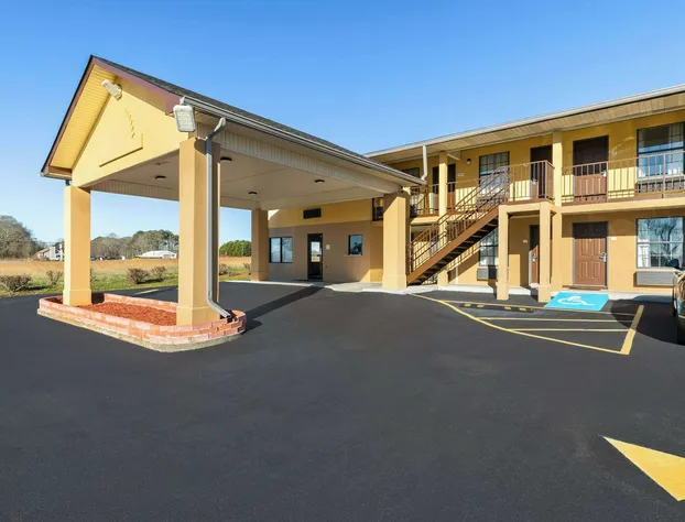 Quality Inn hotel detail image 4