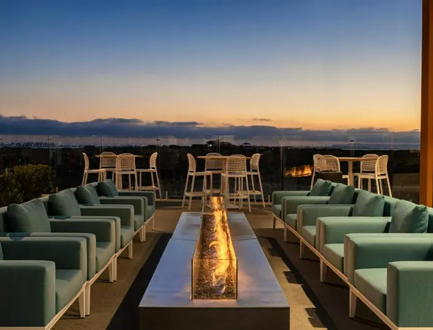 Sun Outdoors San Diego Bay hotel detail image 4