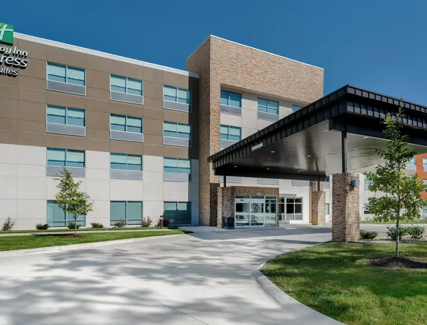 Holiday Inn Express and Suites Alton St Louis Area by IHG hotel detail image 3