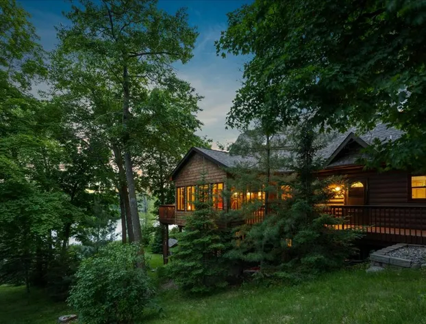 The Loonstar Lodge On Rabbit Lake hotel detail image 2